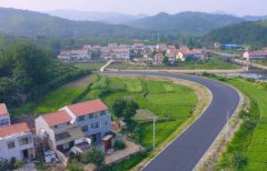 公益性最強的交通基礎另一方面農村公路也是最基礎的民生工程